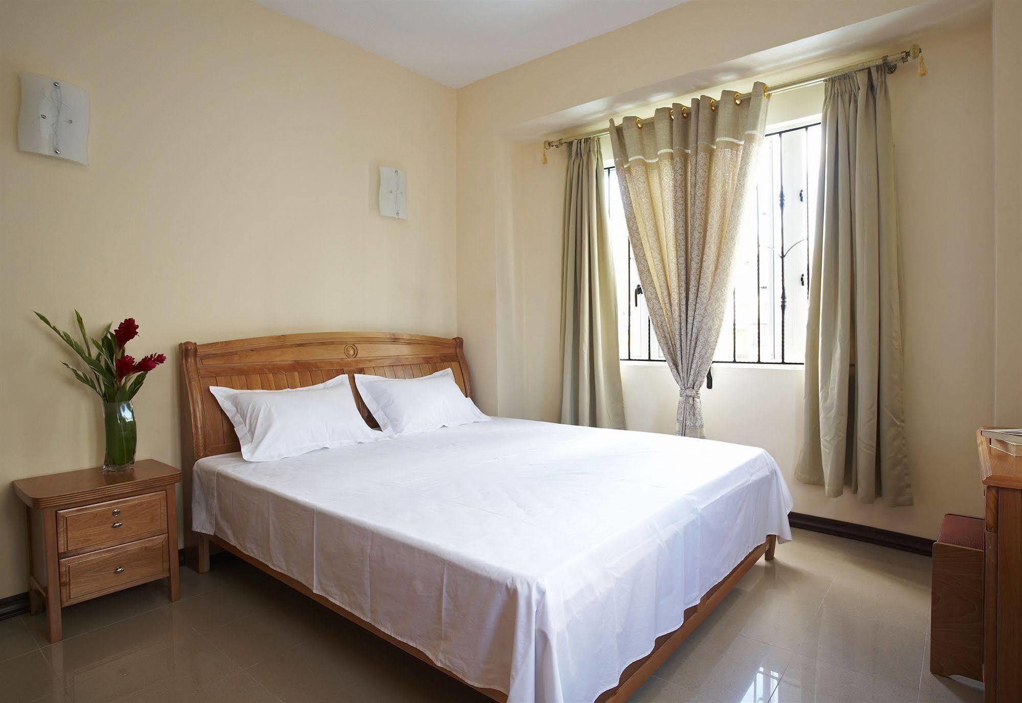 Jet Villa Flic en Flac ภายนอก รูปภาพ