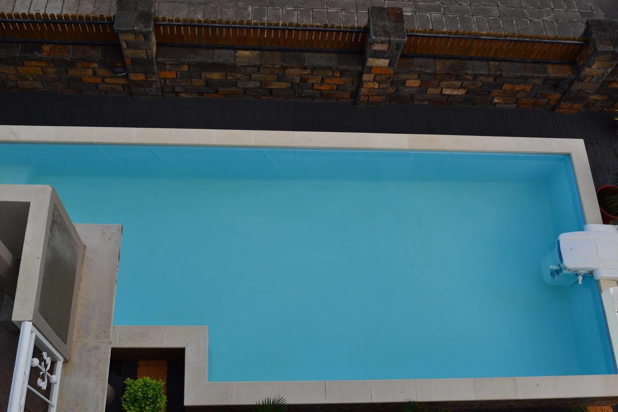 Jet Villa Flic en Flac ภายนอก รูปภาพ