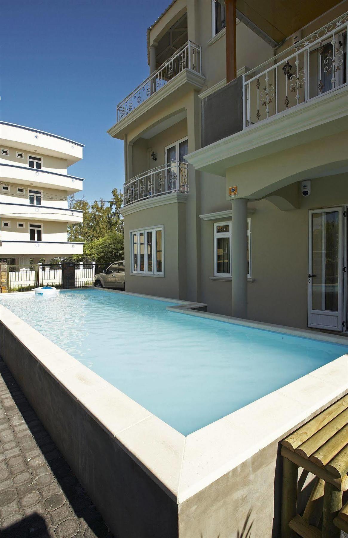 Jet Villa Flic en Flac ภายนอก รูปภาพ